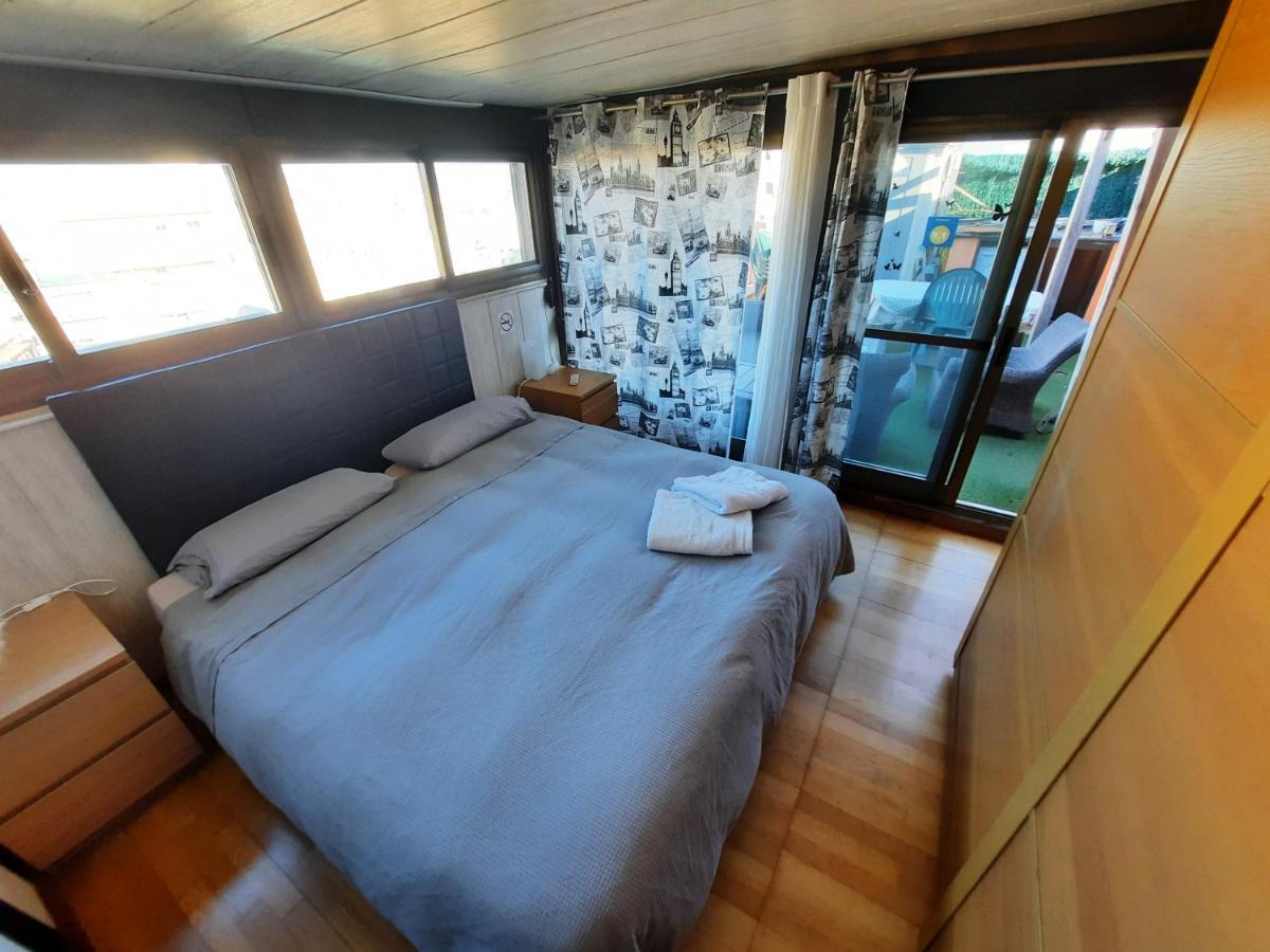 Habitacion Atico Muy Luminosa Con Bano Y Terraza Valencia Exterior photo